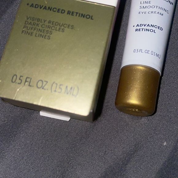 Roc Retinol Correxion Eye Cream full size - Picture 2 of 4